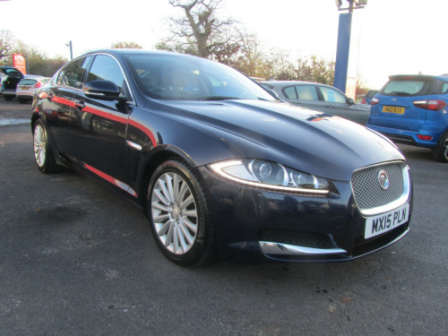 Jaguar XF  2.2 d Luxury