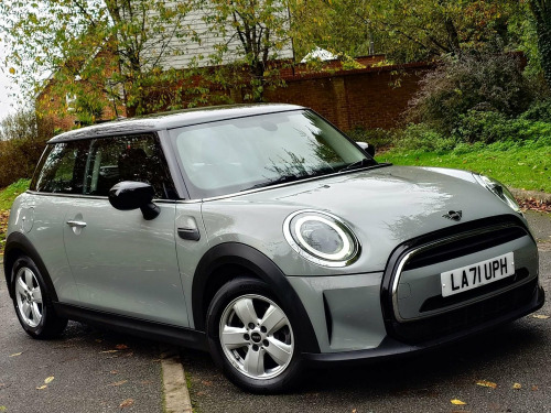 MINI Hatch  1.5 Cooper Classic Euro 6 (s/s) 3dr