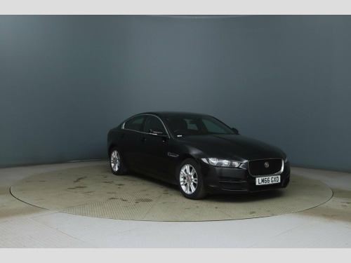 Jaguar XE  2.0d Prestige Auto Euro 6 (s/s) 4dr