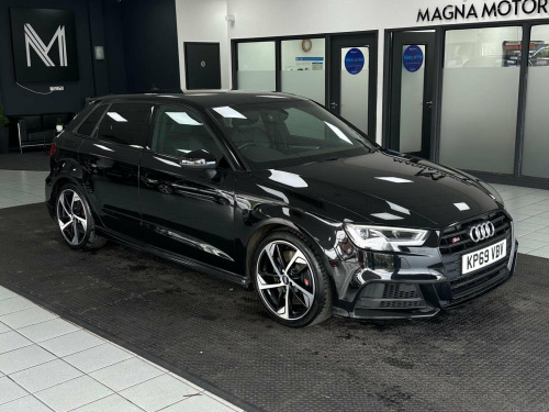 Audi S3  2.0 TFSI Black Edition Sportback S Tronic quattro Euro 6 (s/s) 5dr