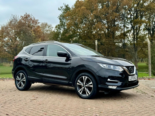 Nissan Qashqai  1.3 DIG-T N-Connecta Euro 6 (s/s) 5dr