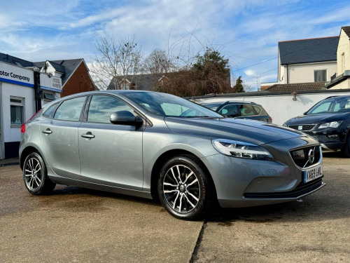 Volvo V40  2.0 D2 Momentum Edition Euro 6 (s/s) 5dr
