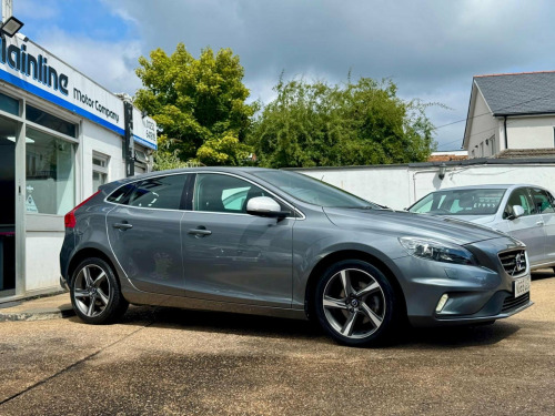 Volvo V40  2.0 D2 R-Design Euro 6 (s/s) 5dr