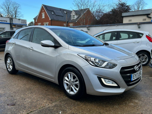 Hyundai i30  1.6 CRDi Blue Drive SE Nav Euro 6 (s/s) 5dr 