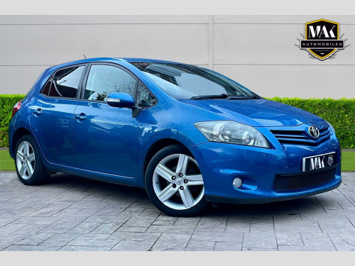 Toyota Auris  1.6 V-Matic SR Euro 5 5dr 