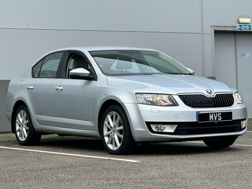 Skoda Octavia  1.6 TDI Elegance DSG Euro 5 (s/s) 5dr