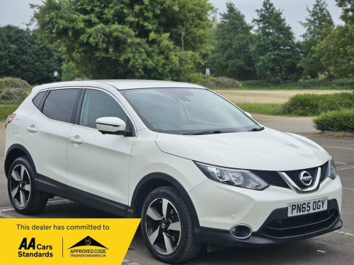 Nissan Qashqai  1.2 DIG-T n-tec 2WD Euro 6 (s/s) 5dr