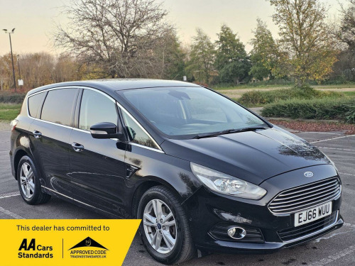 Ford S-MAX  2.0 TDCi Titanium Euro 6 (s/s) 5dr
