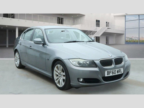 BMW 3 Series  3.0 325i SE Steptronic Euro 5 4dr 