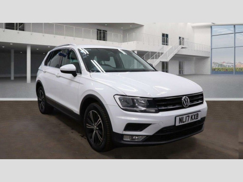Volkswagen Tiguan  2.0 TDI BlueMotion Tech SE Navigation DSG 4Motion Euro 6 (s/s) 5dr 
