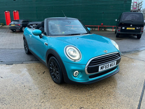 MINI Convertible  1.5 Cooper Classic Euro 6 (s/s) 2dr