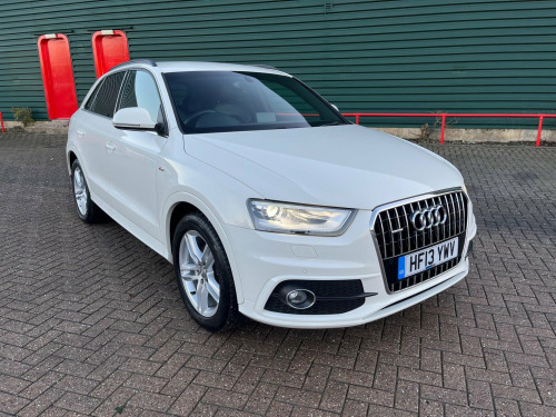 Audi Q3  2.0 TDI S line S Tronic quattro Euro 5 (s/s) 5dr