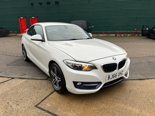 BMW 2 Series  2.0 220d Sport Euro 6 (s/s) 2dr