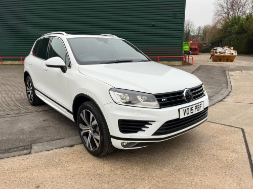 Volkswagen Touareg  3.0 TDI V6 BlueMotion Tech R-Line Tiptronic 4WD Euro 6 (s/s) 5dr