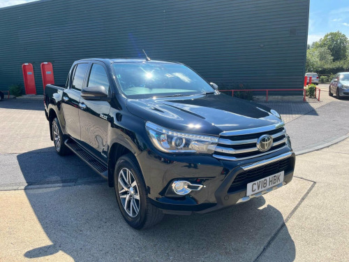 Toyota Hi-Lux  2.4 D-4D Invincible 4WD Euro 6 (s/s) 4dr (TSS, 3.5t)