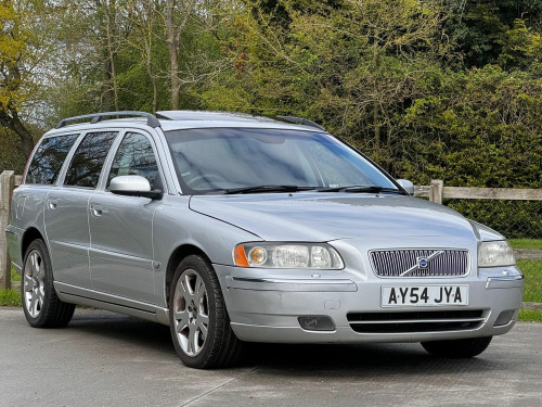 Volvo V70  2.5T SE Geartronic 5dr (Euro 3)