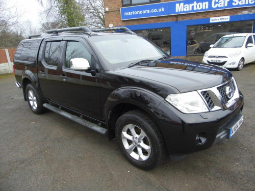 Nissan Navara  2.5 dCi Tekna 4WD Euro 5 4dr