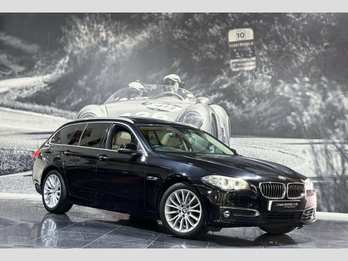 BMW 5 Series  2.0 520d Luxury Touring Auto Euro 6 (s/s) 5dr