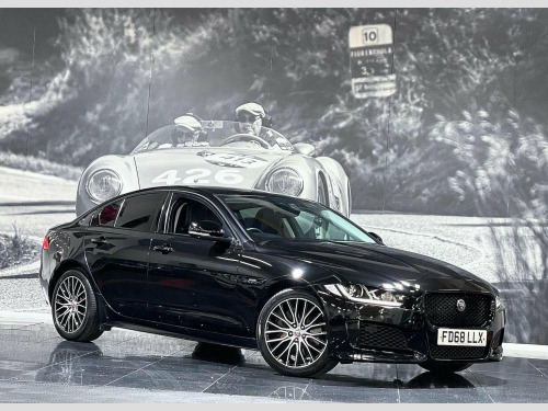 Jaguar XE  2.0i Landmark Auto Euro 6 (s/s) 4dr