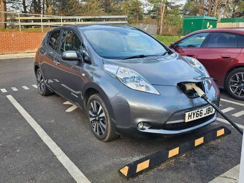 Nissan Leaf  24kWh Tekna Auto 5dr