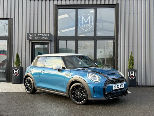 MINI Hatch  2.0 Cooper S Exclusive Steptronic Euro 6 (s/s) 3dr 