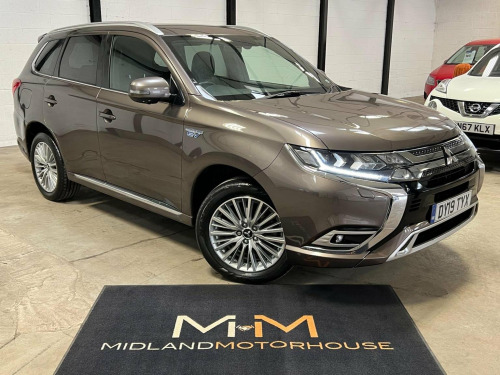 Mitsubishi Outlander  2.4h TwinMotor 13.8kWh 4h CVT 4WD Euro 6 (s/s) 5dr