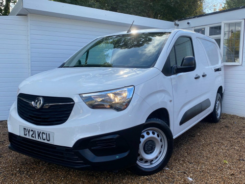 Vauxhall Combo  1.5 Turbo D 2300 Dynamic L2 H1 Euro 6 4dr