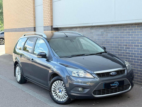 Ford Focus  2.0 Titanium 5dr