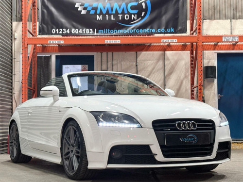 Audi TT  2.0 TDI Black Edition Roadster S Tronic quattro Euro 5 2dr 