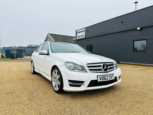 Mercedes-Benz C-Class C220 2.1 C220 CDI BlueEfficiency AMG Sport