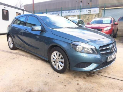 Mercedes-Benz A-Class A180 1.5 A180 CDI BlueEfficiency SE Euro 5 (s/s) 5dr