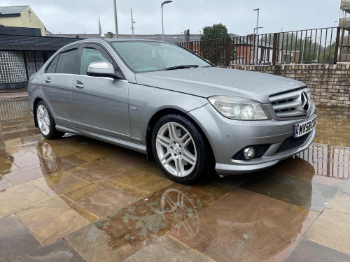 Mercedes-Benz C-Class C320 3.0 C320 CDI V6 Sport G-Tronic Euro 4 4dr