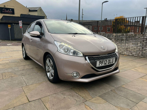 Peugeot 208  1.4 VTi Allure Euro 5 5dr