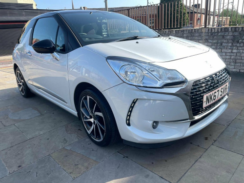 DS DS 3  1.2 PureTech Connected Chic Euro 6 (s/s) 3dr