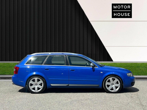 Audi S4  4.2 quattro 5dr