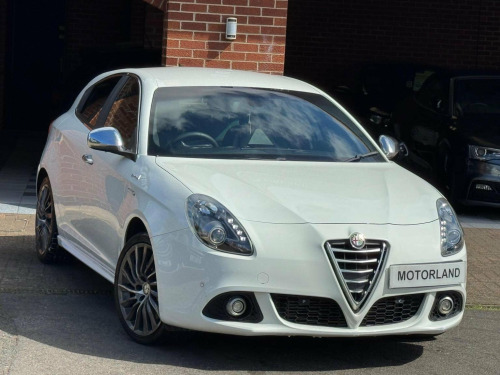 Alfa Romeo Giulietta  2.0 JTDM-2 Sportiva Nav Euro 5 (s/s) 5dr