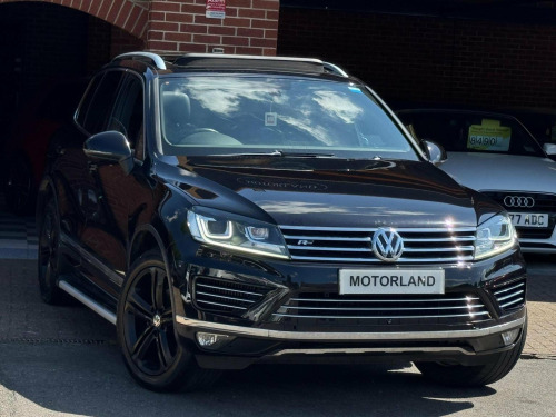 Volkswagen Touareg  3.0 TDI V6 BlueMotion Tech R-Line Tiptronic 4WD Euro 6 (s/s) 5dr