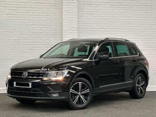 Volkswagen Tiguan  2.0 TDI BlueMotion Tech SE Navigation DSG 4Motion Euro 6 (s/s) 5dr