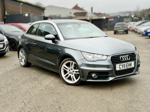 Audi A1  1.6 TDI S line 