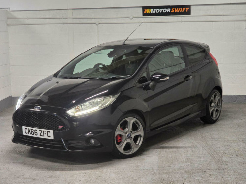 Ford Fiesta  1.6 T EcoBoost ST-2