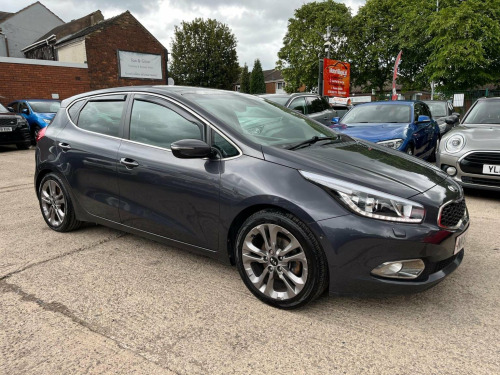 Kia ceed  1.6 GDi 4 Tech DCT Euro 5 5dr