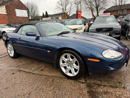 Jaguar XK8  4.0 2dr