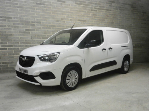 Vauxhall Combo  1.5 Turbo D 2300 Sportive L2 H1 Euro 6 (s/s) 4dr