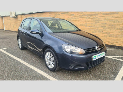 Volkswagen Golf  1.6 TDI BlueMotion Tech Match Euro 5 (s/s) 5dr