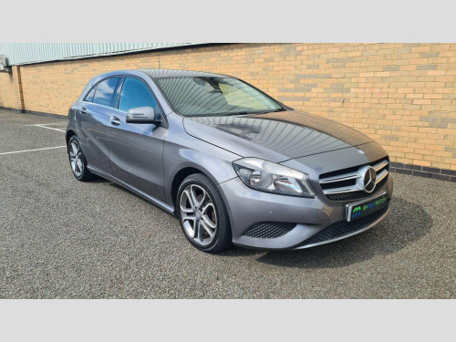 Mercedes-Benz A-Class A180 1.6 A180 BlueEfficiency Sport Euro 6 (s/s) 5dr