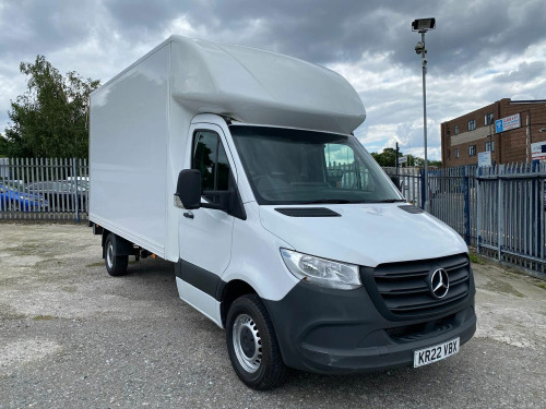 Mercedes-Benz Sprinter  315 PROGRESSIVE RWD LUTON WITH TAIL LIFT