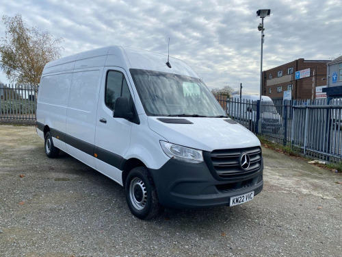 Mercedes-Benz Sprinter  2.0 315 CDI Progressive RWD L3 H2 Euro 6 (s/s) 5dr