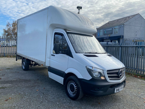 Mercedes-Benz Sprinter  LUTON WITH TAIL LIFT