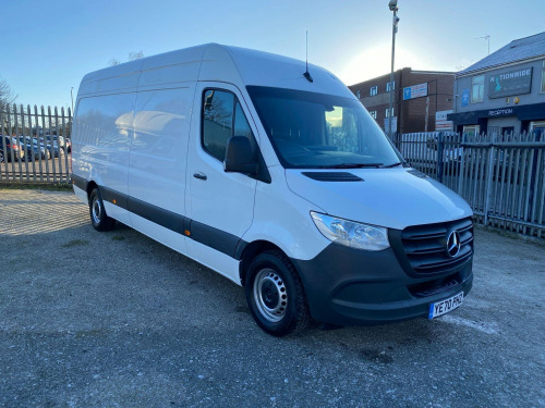 Mercedes-Benz Sprinter  2.0 315 CDI Progressive RWD L3 H2 Euro 6 (s/s) 5dr