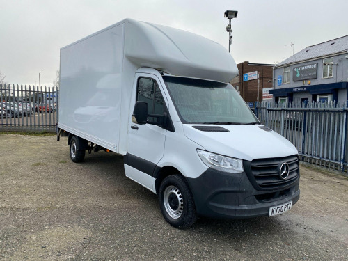 Mercedes-Benz Sprinter  315 CDI LUTON WITH TAIL LIFT